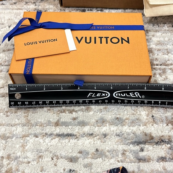Louis Vuitton empty boxes - Picture 4 of 8